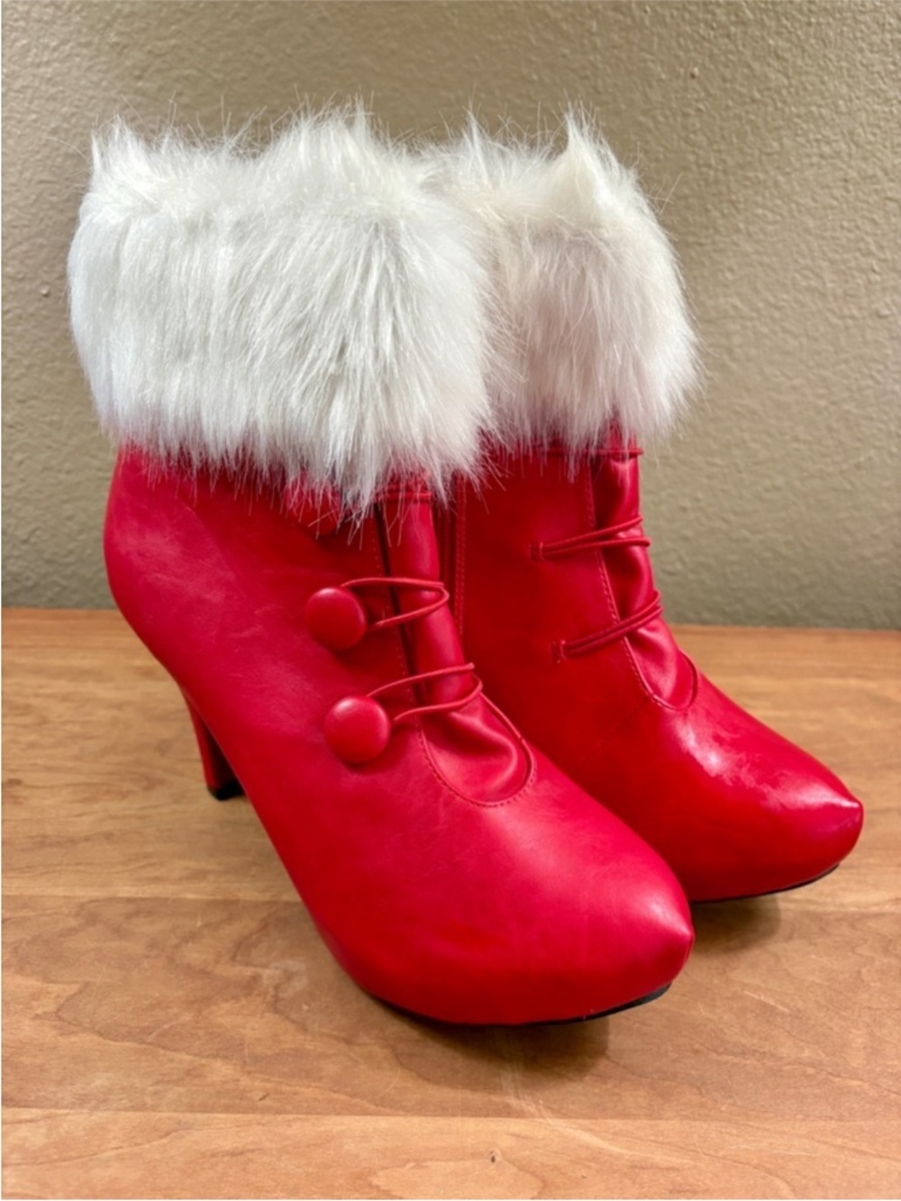 Ellie Red Faux Fur Trim High Heel Holiday Ankle Boots Size 9 Santa Costume